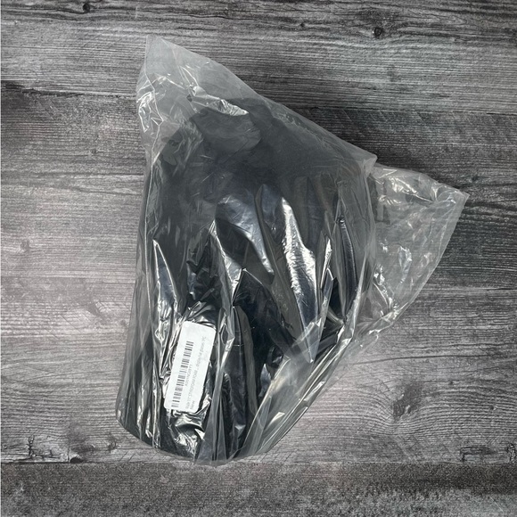 New in Bag - head form - styrofoam ~ 11”, never used - Picture 4 of 4